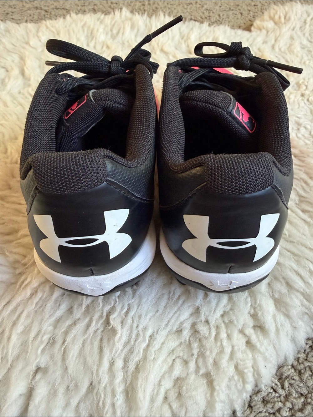 EUC Baseball/Softball Cleats | Under Armour | Sz 1 - Picture 6 of 7